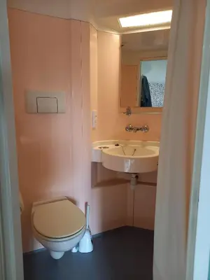 Salle de bains dans l'établissement grand studio douillet et lumineux vue sur la vallée