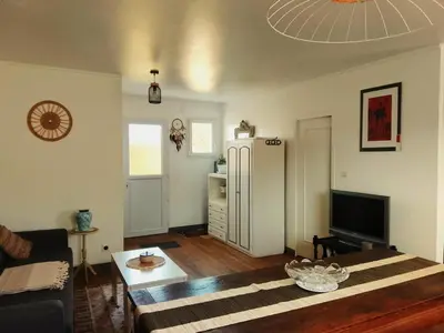 Coin salon dans l'établissement Grand Duplex, proche de la Dordogne