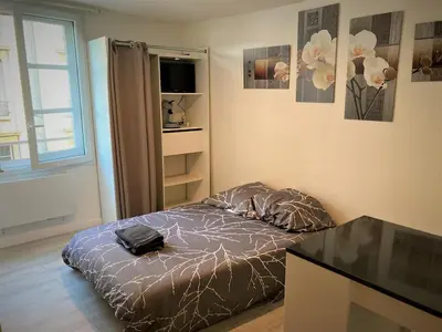 Un ou plusieurs lits dans un hébergement de l'établissement Studio dans l'hypercentre de Limoges