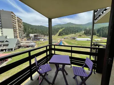 Vue générale sur la montagne ou vue sur la montagne depuis l'appartement