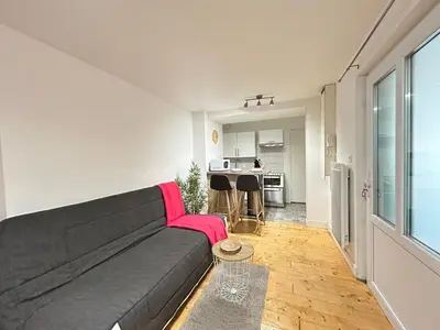 Cuisine ou kitchenette dans l'établissement Le Petit Carmes, intimiste et central