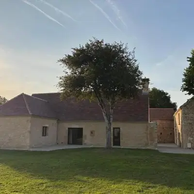 Maison en pierres au cœur du Périgord