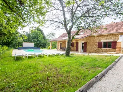 Jardin de l'établissement Maison climatisée avec piscine privée et animaux admis - FR-1-616-515