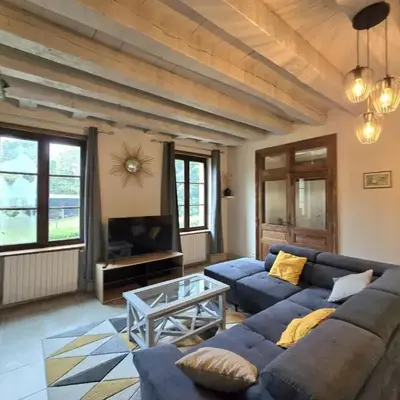Maison familiale rénovée avec grand jardin et animaux acceptés - FR-1-616-520