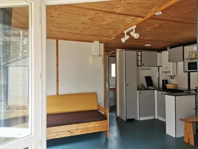 Cuisine ou kitchenette dans l'établissement ZEcamping 3 dog friendly tennis piscine chauffée