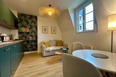 Cuisine ou kitchenette dans l'établissement Casa Mialet - Petit Écrin de Douceur au cœur de Brive