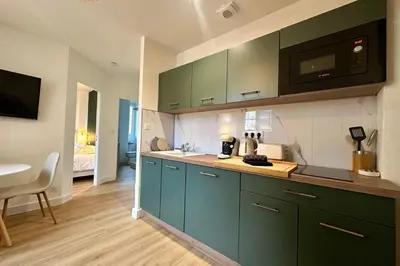 Cuisine ou kitchenette dans l'établissement Casa Mialet - Petit Écrin de Douceur au cœur de Brive