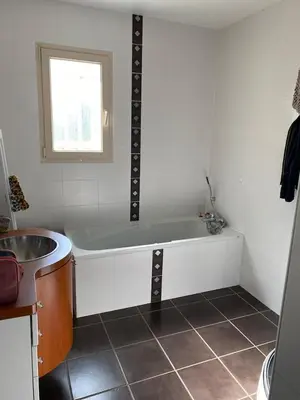 Salle de bains dans l'établissement Chambre de maison de campagne