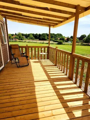 Balcon ou terrasse dans l'établissement MOBIL-HOME JASMIN 04 à 06 places