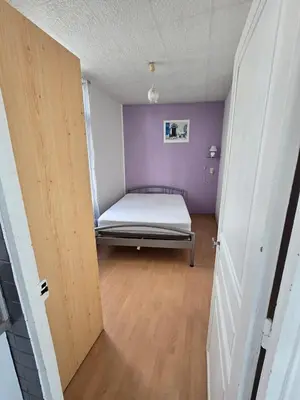 Un ou plusieurs lits dans un hébergement de l'établissement Appartement lumineux RDC, 4 personnes, T2 avec petit balcon