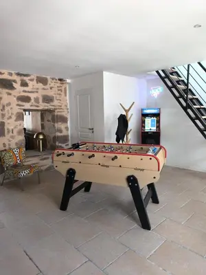 Salle de jeux dans l'établissement Maison de campagne