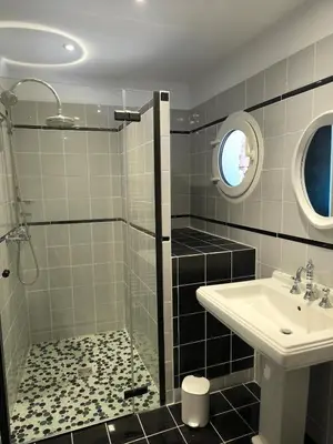 Salle de bains dans l'établissement Maison de campagne