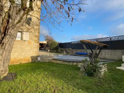 Piscine de l'établissement Rocamadour ou située à proximité
