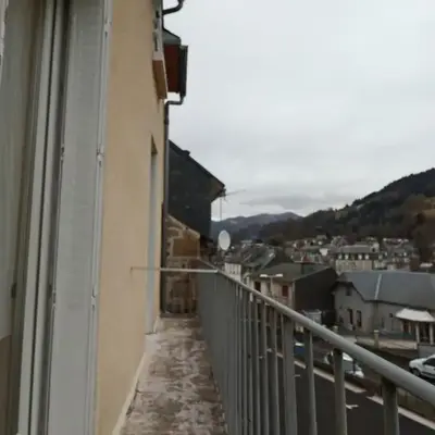Charmant appartement pour 2 au cœur du Massif du Sancy - FR-1-858-37