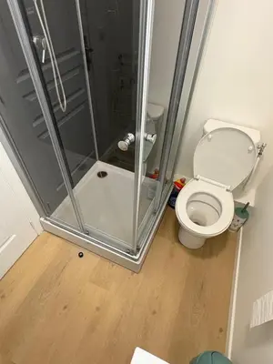Salle de bains dans l'établissement Appartement du Souvenirs Confort et Centre ville