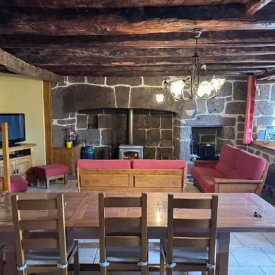 Le relais de Lustrande