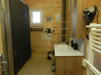 Salle de bains dans l'établissement Chalet avec Vue à Murat-le-Quaire - 120 m²