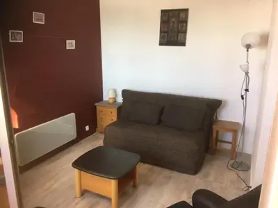 Coin salon dans l'établissement Appartement 4 personnes Super Besse