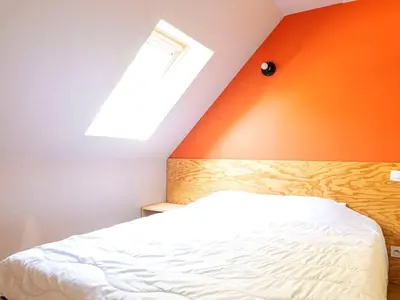 Un ou plusieurs lits dans un hébergement de l'établissement Charmant Gîte 32m² avec Terrasse - Idéal pour 5 pers. - API-1-52-910