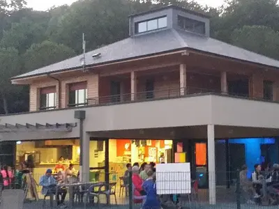 Clients de l'établissement Gîte avec Terrasse pour 5 personnes à Lissac-sur-Couze - API-1-52-1013