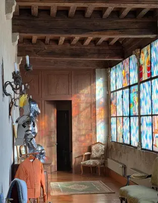 Coin salon dans l'établissement Château du Mas de l'Âge