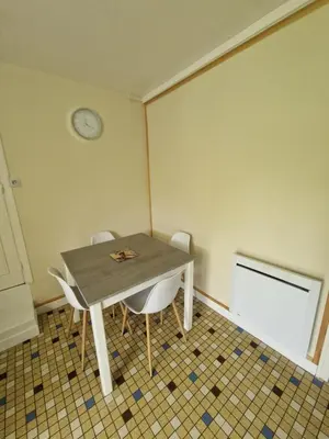 Plan de l'établissement Appartement t2 proche Lascaux