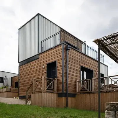 Duplex éco-conçu avec terrasses