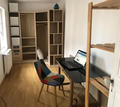 Télévision ou salle de divertissement dans l'établissement Les clairettes