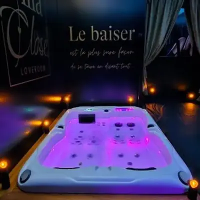 VILLA CLOSE BRIVE centre - LOVE ROOM - SPA privatif