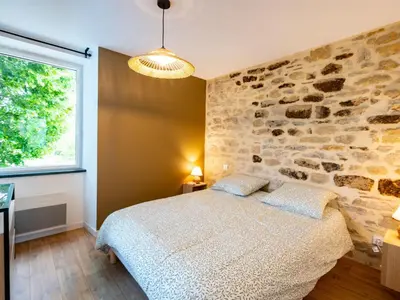 Un ou plusieurs lits dans un hébergement de l'établissement Holiday Home Domaine Les Haut mit eigenem Garten by Interhome