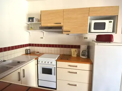 Cuisine ou kitchenette dans l'établissement Holiday Home Tannat mit Wallbox by Interhome
