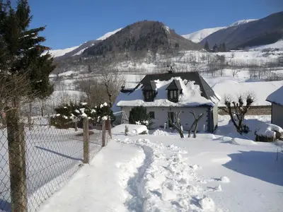 L'établissement Logement à côté de la station de ski le Lioran dans le Cantal en hiver