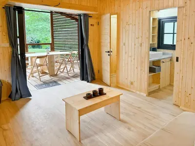 Plan de l'établissement Chalet sur pilotis, séjour insolite en forêt 5pers