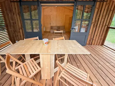Plan de l'établissement Chalet sur pilotis, séjour insolite en forêt 5pers