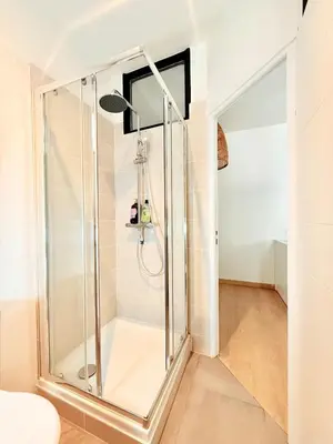 Salle de bains dans l'établissement Le Herriot 2 Hyper Centre 5min de la Gare à pied
