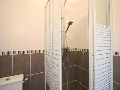 Plan de l'établissement Appartement T1 cosy au Mont-Dore, proche centre et thermes, petits chiens acceptés - FR-1-415-211