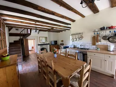 Cuisine ou kitchenette dans l'établissement Chez le Cavalier