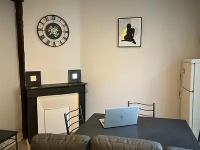 Un ou plusieurs lits dans un hébergement de l'établissement Studio dans l'hypercentre de Limoges