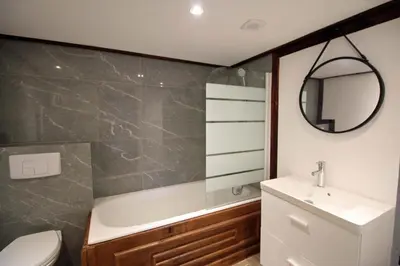 Salle de bains dans l'établissement La pommeraie