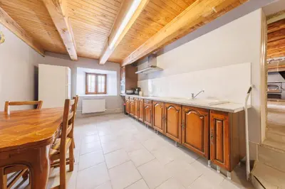 Cuisine ou kitchenette dans l'établissement Face au Puy Mary - Avec Jardin et Parking