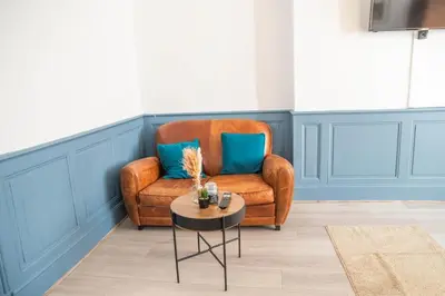 Coin salon dans l'établissement Le Bleu Royal - quiet and comfort - city center