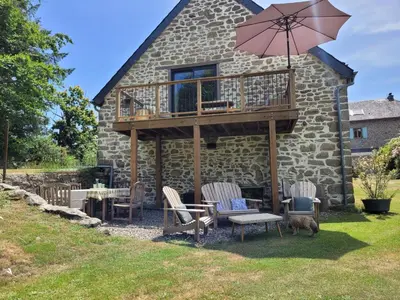 Jardin de l'établissement Chateauret - Gite au bord de l'Étang