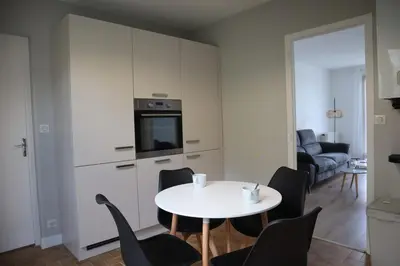 Cuisine ou kitchenette dans l'établissement Maison quartier ouest Limoges