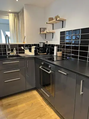 Cuisine ou kitchenette dans l'établissement Maison de bourg au coeur du parc des volcans d'Auvergne