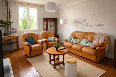 Coin salon dans l'établissement Countryside, comfort and culture just steps away