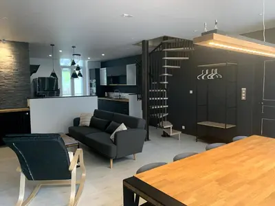 Cuisine ou kitchenette dans l'établissement Villa Titaie Maison au calme à 300m du centre