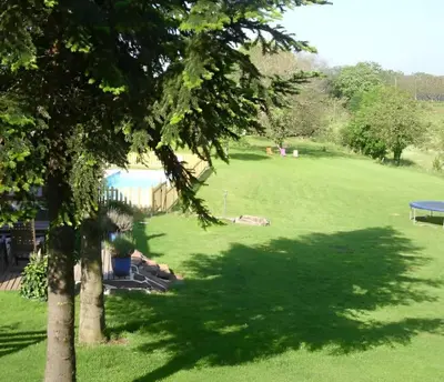 Jardin de l'établissement Gîte Pierre, Beynat, Corrèze