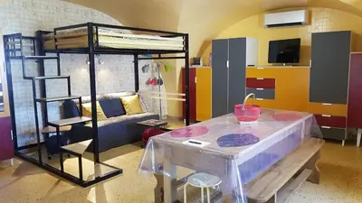 Un ou plusieurs lits dans un hébergement de l'établissement Studio cozy à Aydat avec air conditionné, 26 m²