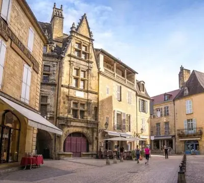 Quartier de le camping ou autre quartier proche