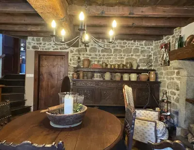 Plan de l'établissement Romantic Antique Double, Shared Bath Breakfast